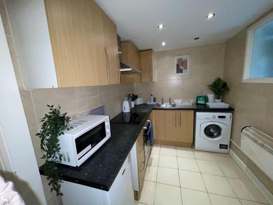 Stylish Cosy Studio Apartment Gravesend Esterno foto