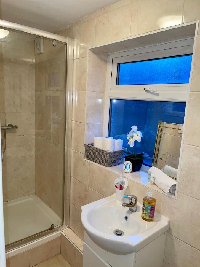 Stylish Cosy Studio Apartment Gravesend Esterno foto